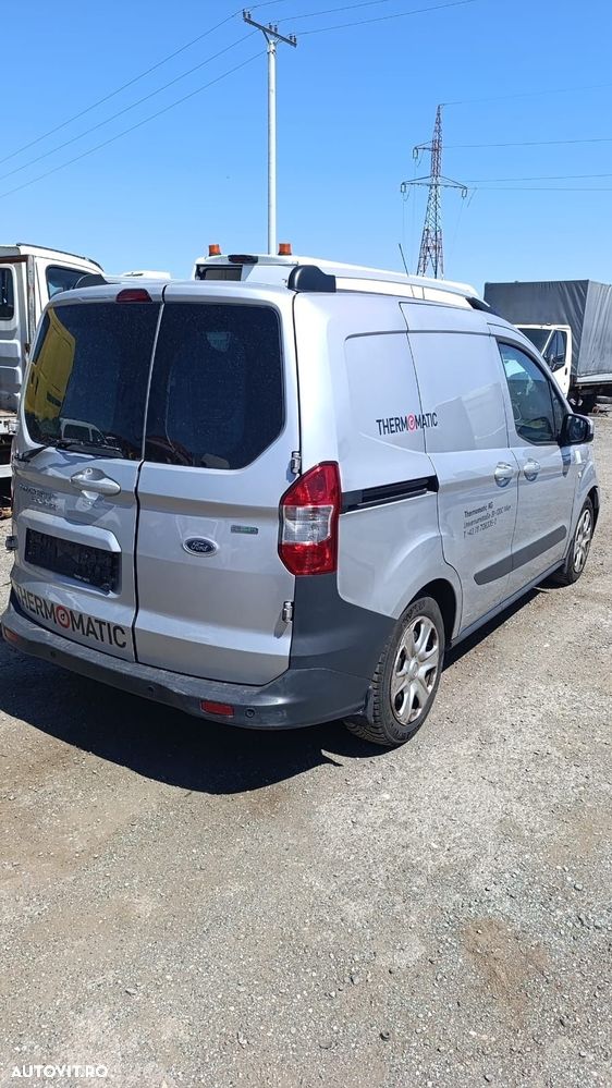 Dezmembram Ford Transit Courier 2017 1.0 EcoBoost - 4