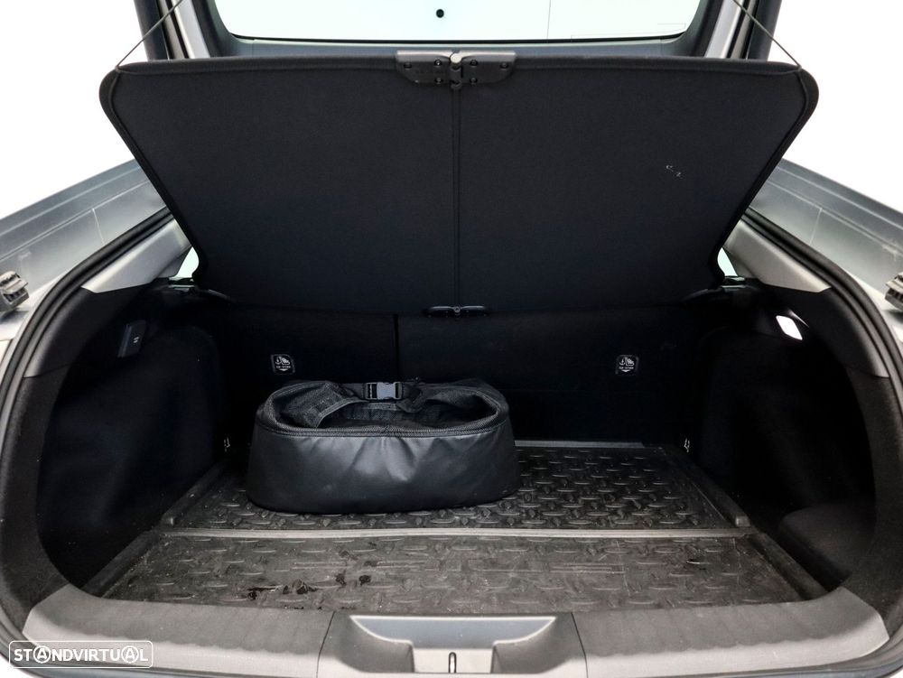 Toyota Prius - 10