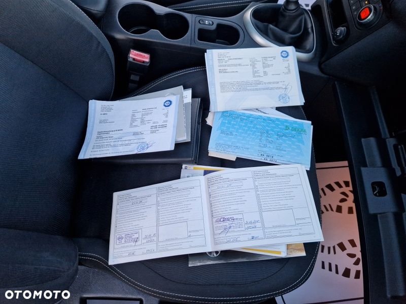 Nissan Qashqai 2.0 dCi DPF I-Way - 17