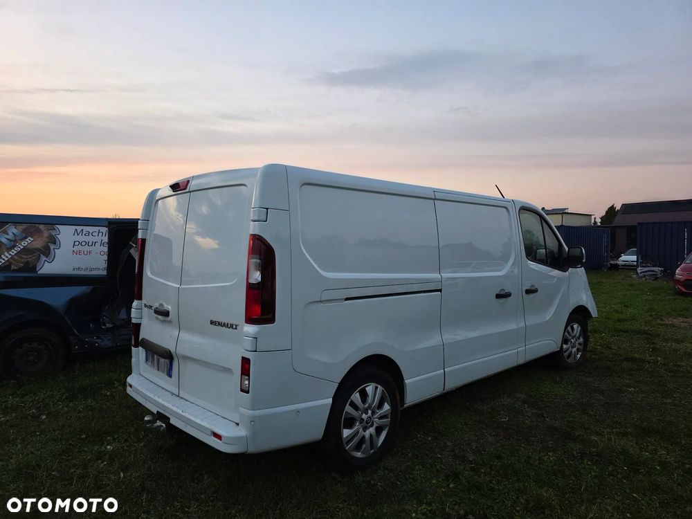 Renault Trafic - 1
