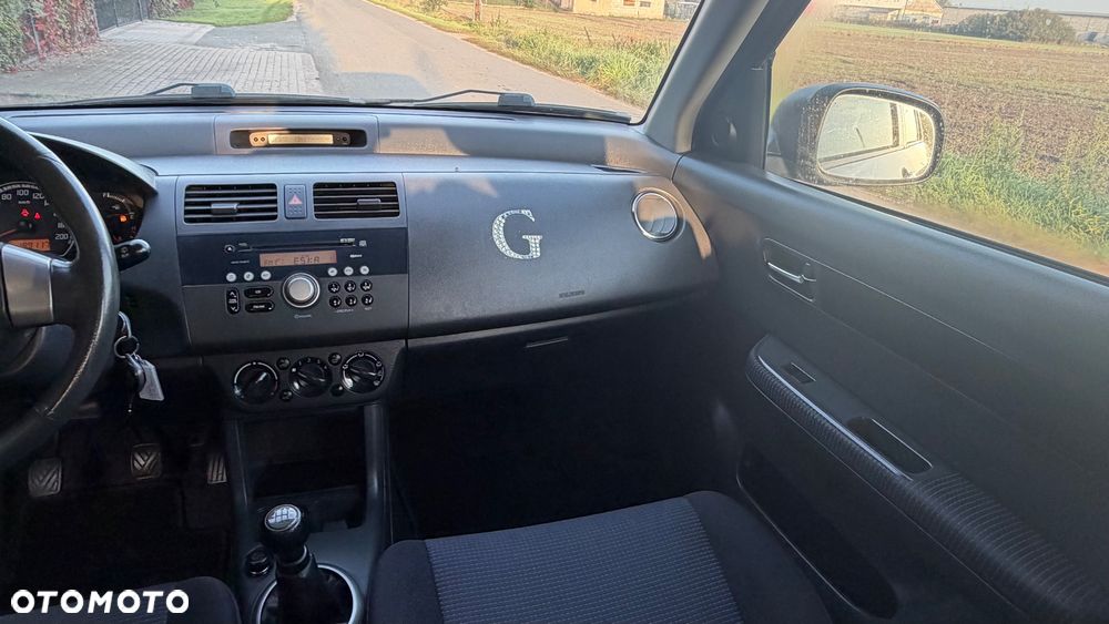 Suzuki Swift - 33