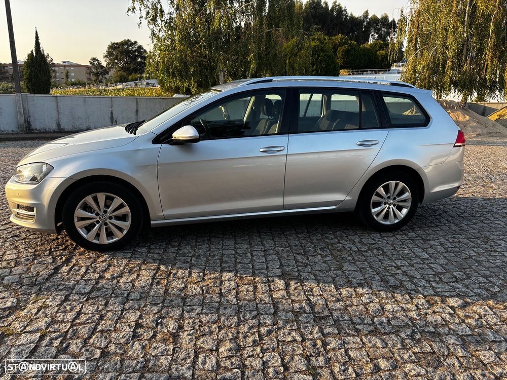 VW Golf Variant - 2