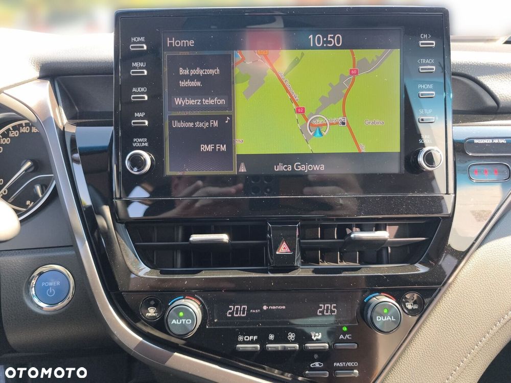 Toyota Camry 2.5 Hybrid Executive CVT - 20
