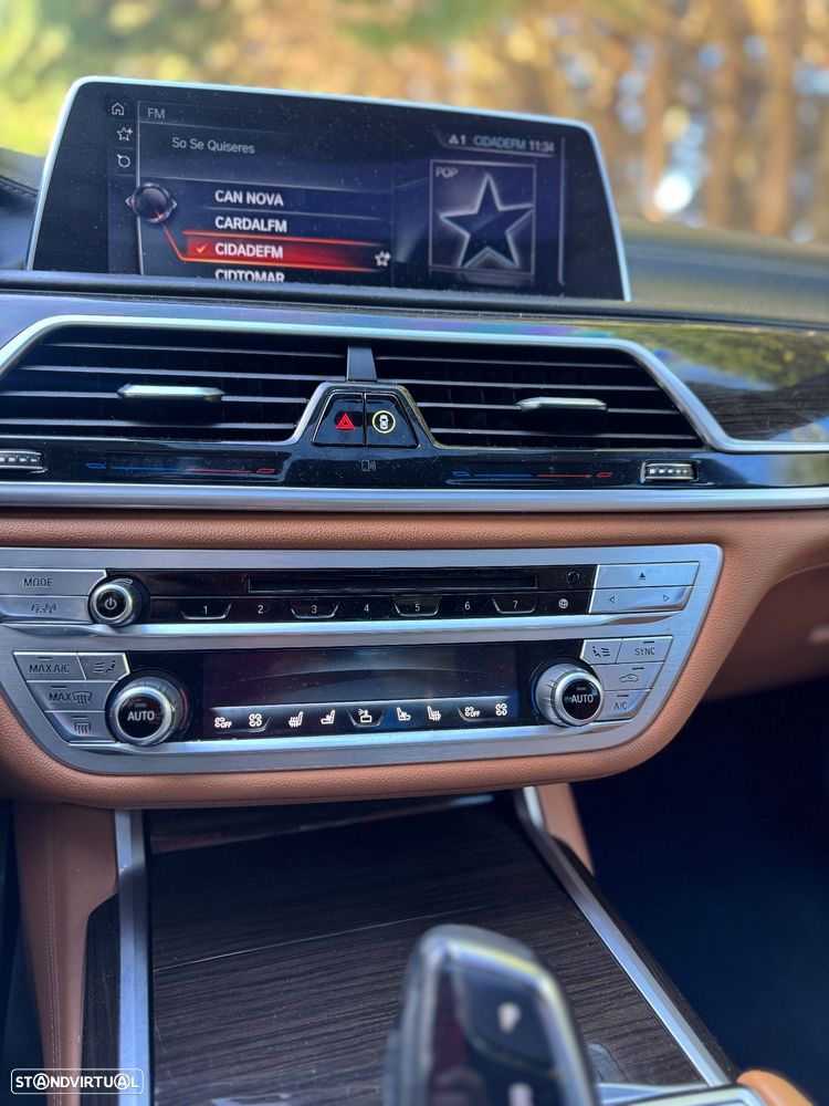 BMW 740 Ld xDrive Pack M - 30