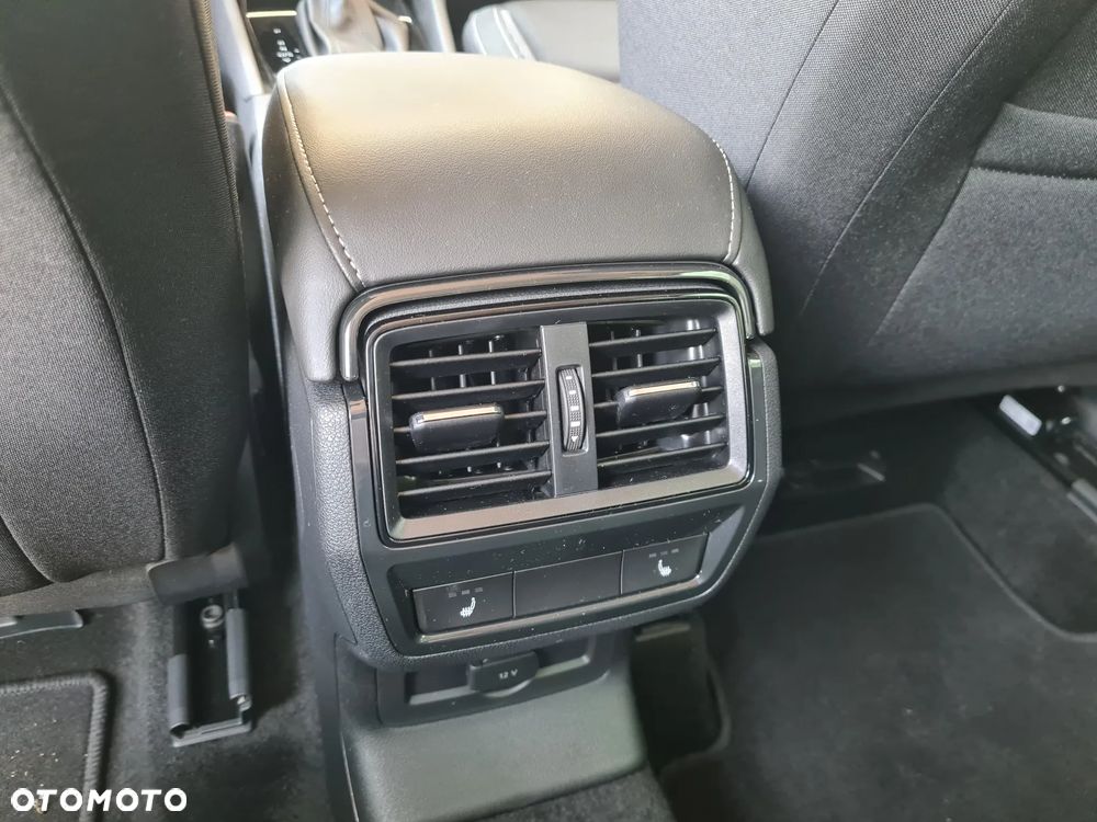 Skoda Karoq 1.5 TSI ACT Drive DSG - 12
