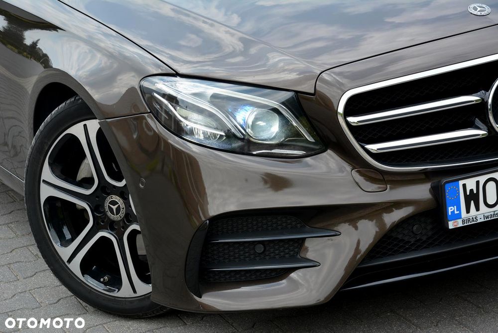Mercedes-Benz Klasa E 250 9G-TRONIC - 13