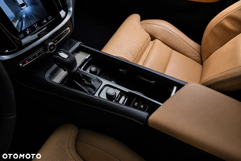 Volvo S60 T5 Inscription - 10