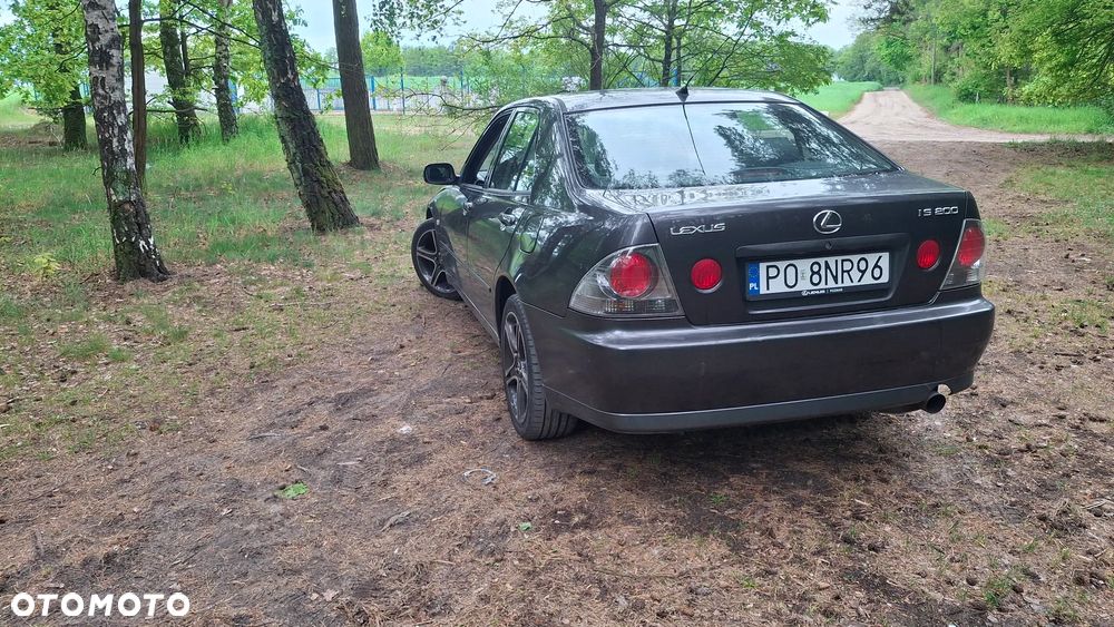 Lexus IS 200 Classic - 3