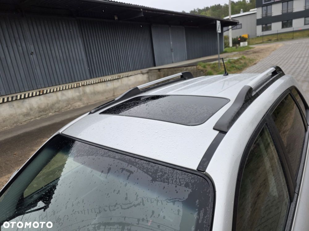 Hyundai Tucson 2.0 CRDi Premium - 7