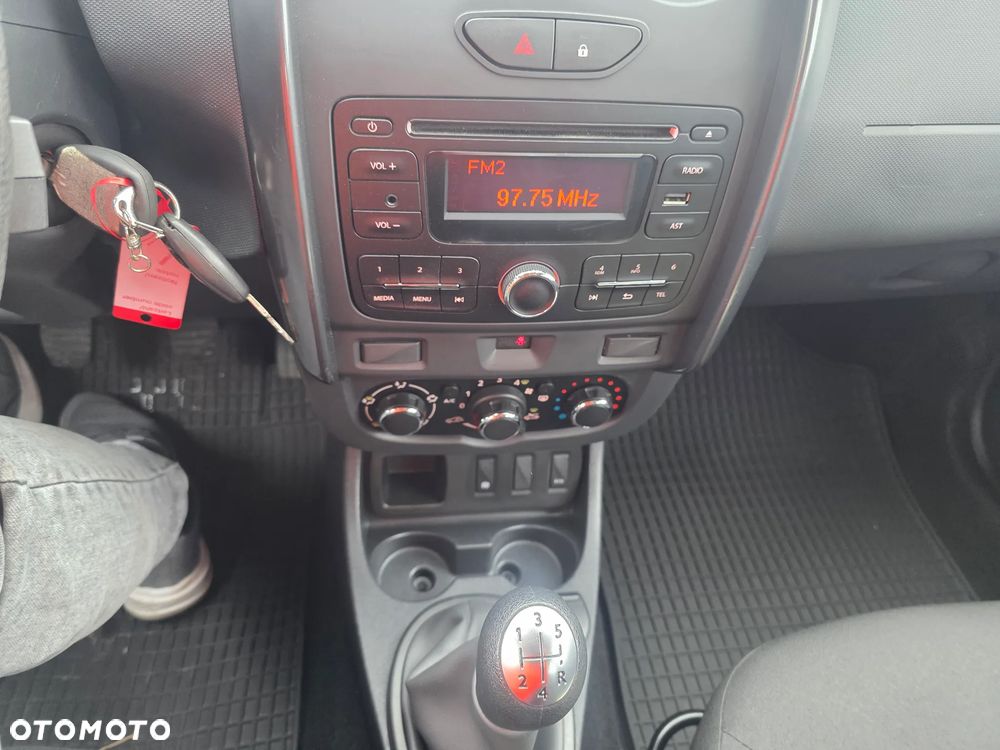 Dacia Duster 1.6 SCe S&S - 15