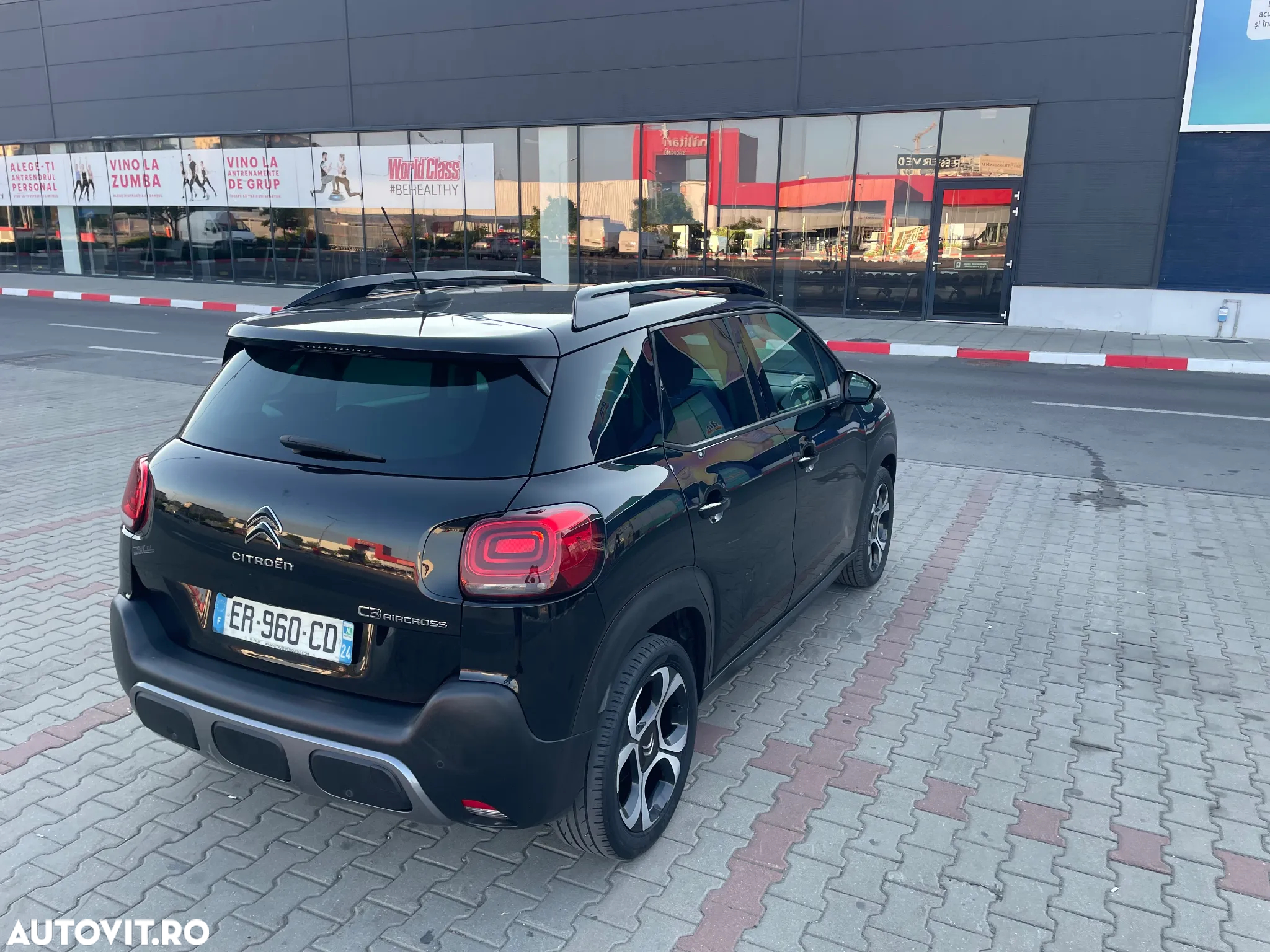 Citroën C3 AIRCROSS PureTech 110 Stop & Start EAT6 OPF Shine - 6