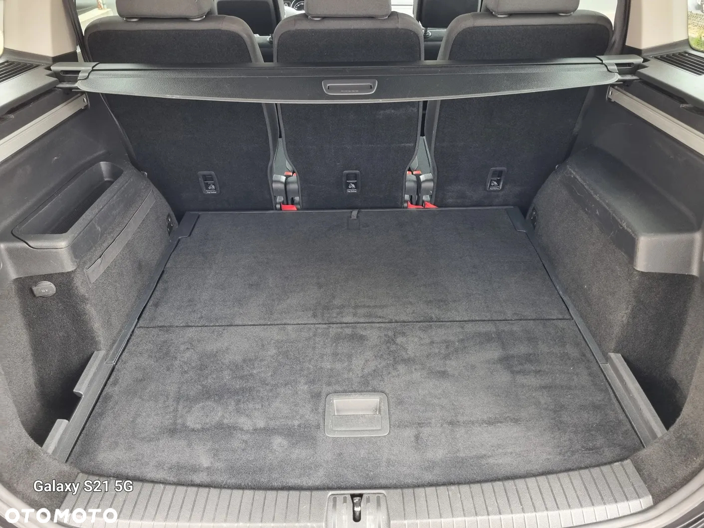 Volkswagen Touran 1.6 TDI SCR BlueMotion Technology Comfortline - 16