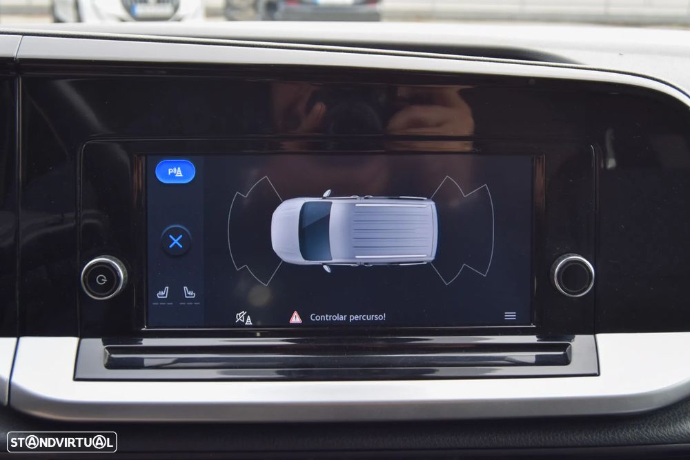 Ford Tourneo Connect 2.0 TDCi Titanium - 15