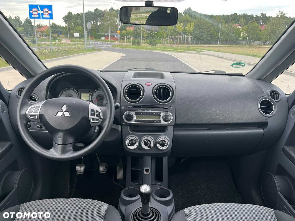 Mitsubishi Colt - 6