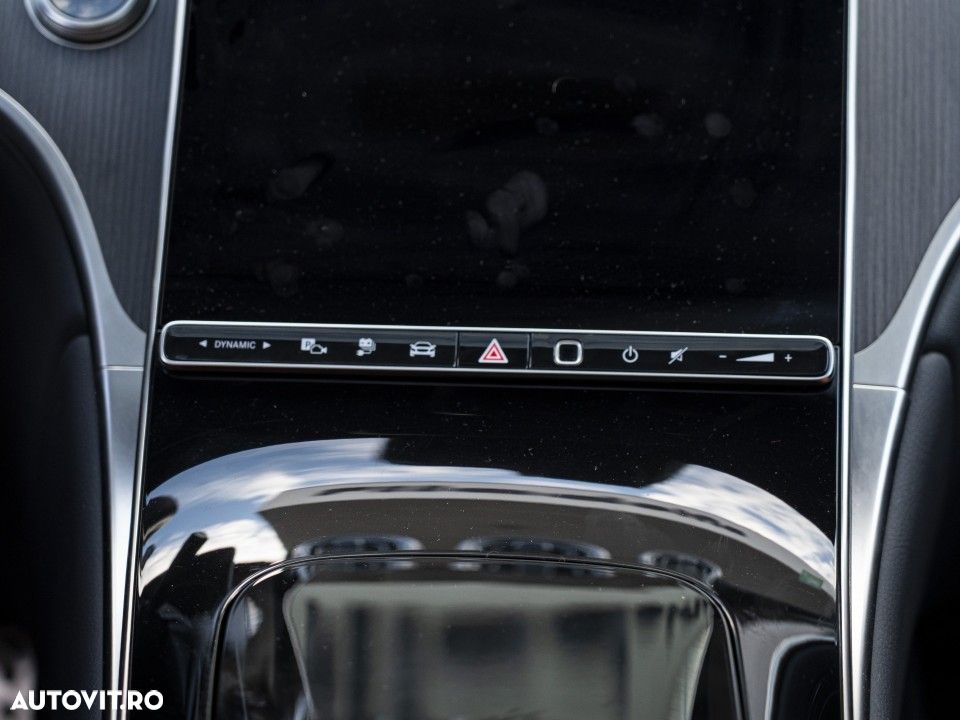 Mercedes-Benz GLC Coupe 300 e 4MATIC - 25