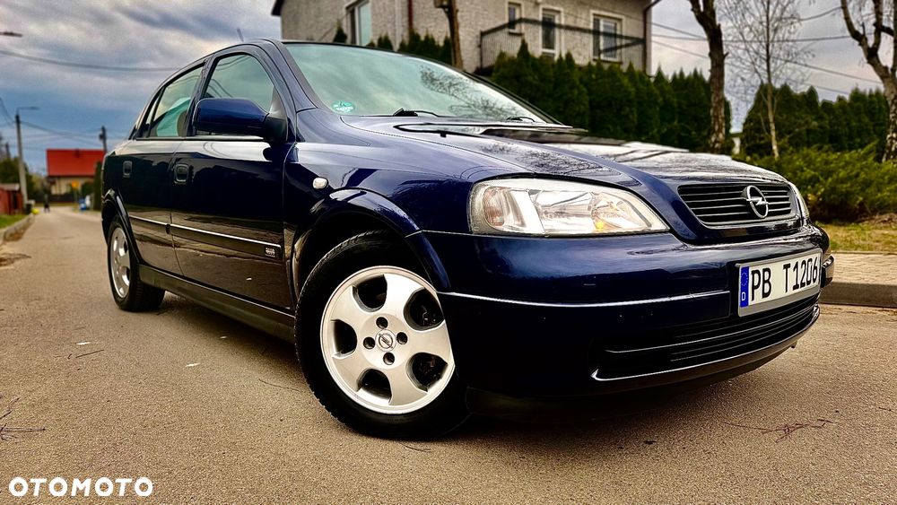Opel Astra - 2