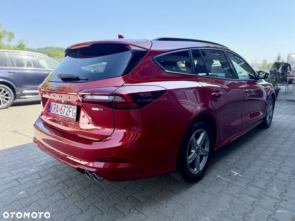 Ford Focus 1.0 EcoBoost Hybrid ST-LINE - 13