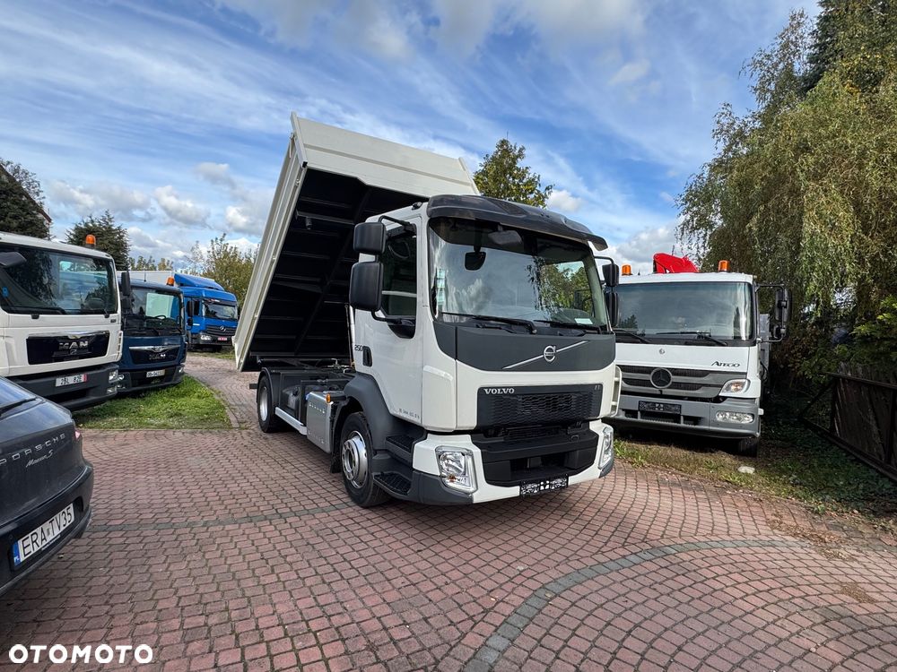 Volvo FL 250 WYWROTKA - 3