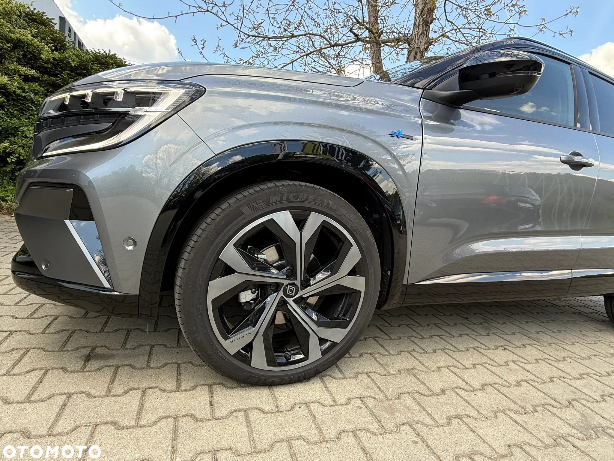 Renault Austral 1.3 TCe mHEV Iconic esprit Alpine - 11