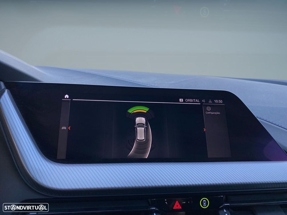 BMW 116 d Pack Desportivo M Auto - 9