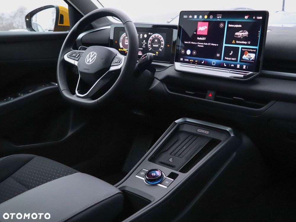 Volkswagen T-Roc - 18