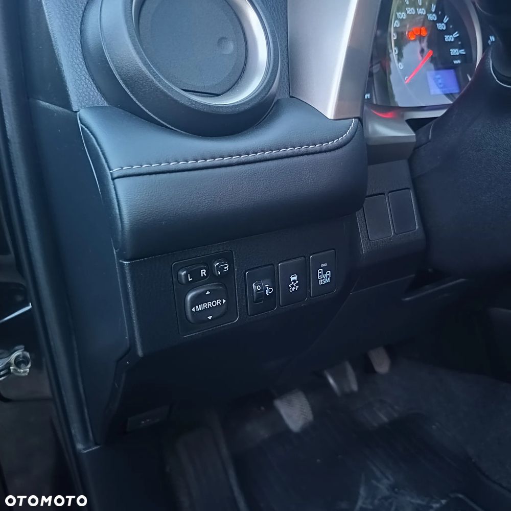 Toyota RAV4 2.0 D-4D Active - 39