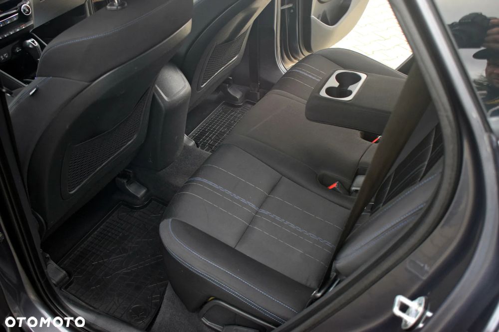 Hyundai Tucson 2.0 CRDI 4WD Automatik Premium - 33