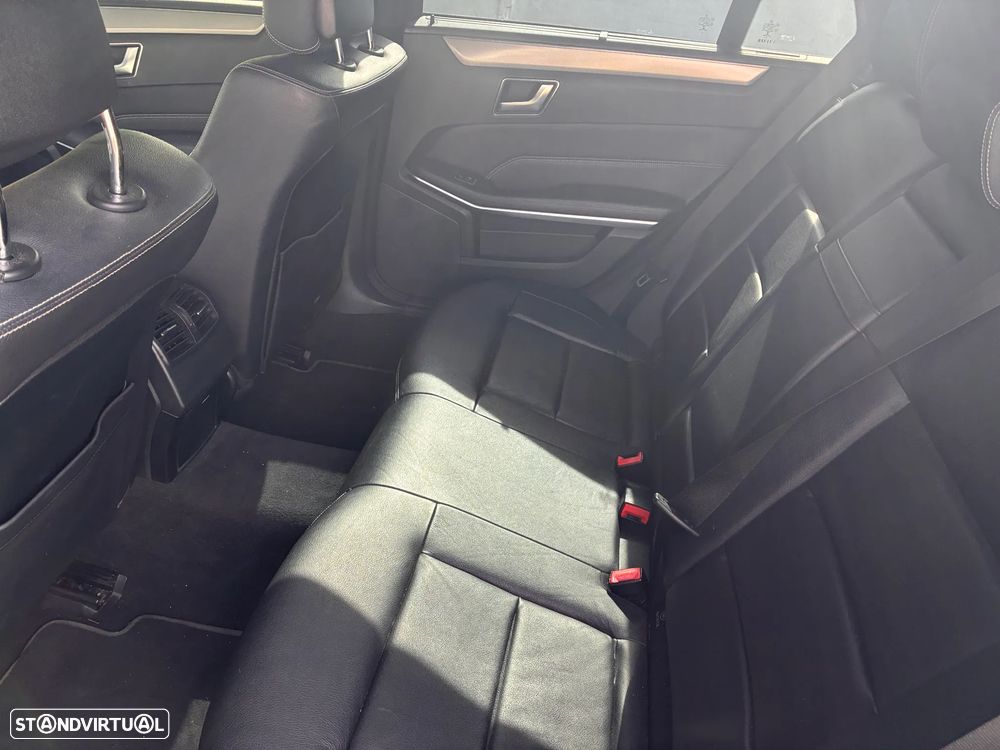 Mercedes-Benz E 200 — fotografia 4