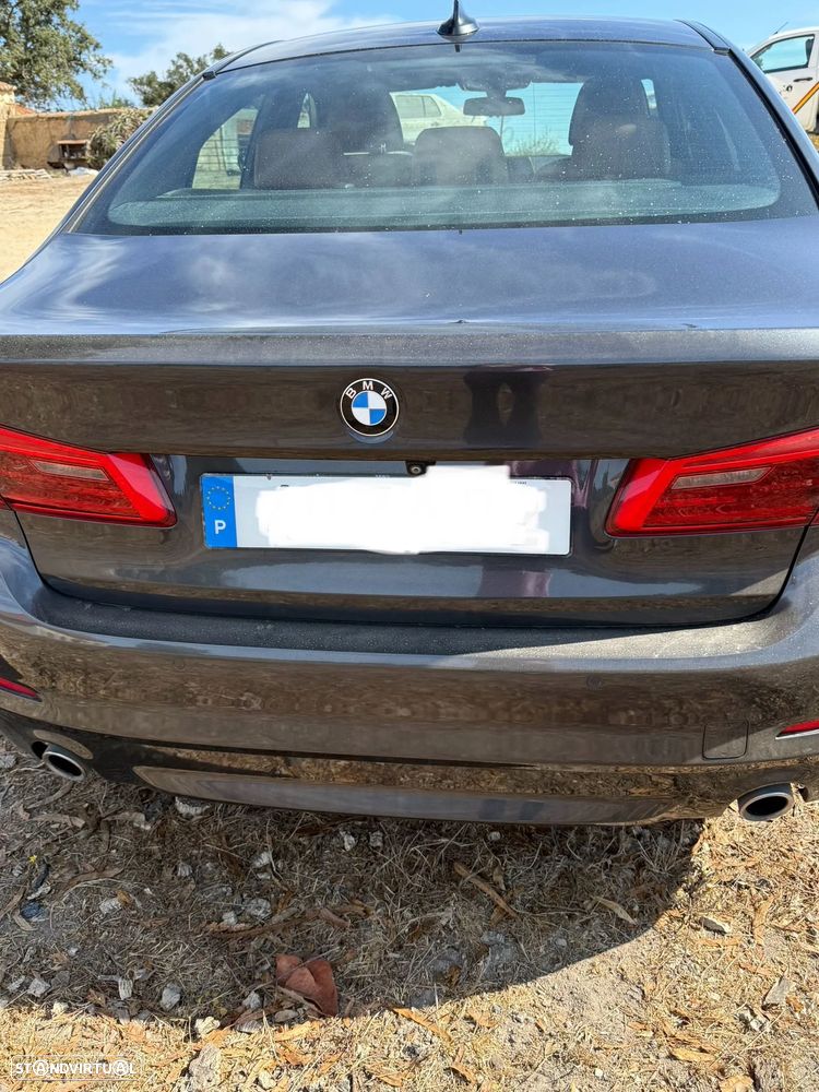 BMW 520 d Line Luxury Auto - 2