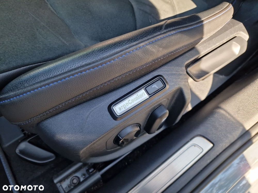 Volkswagen Arteon Shooting Brake 2.0 TSI 4Motion R DSG - 33