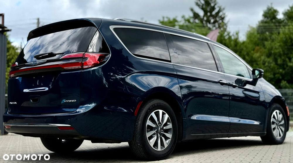 Chrysler Pacifica - 7