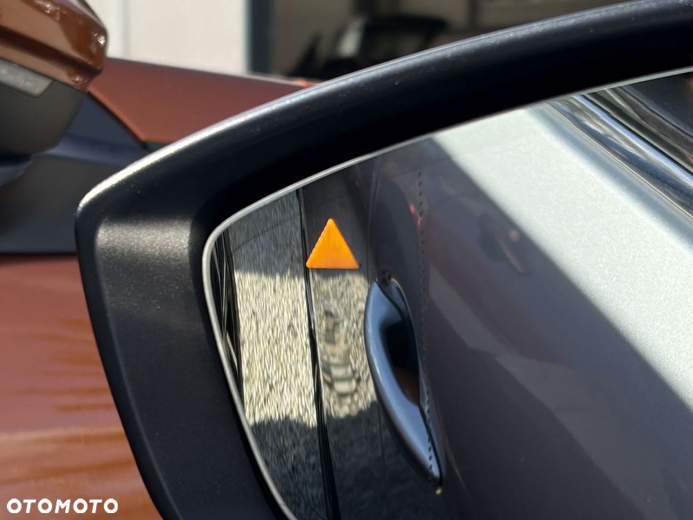 Mazda 3 SKYACTIV-G 2.0 M-Hybrid SELECTION - 34