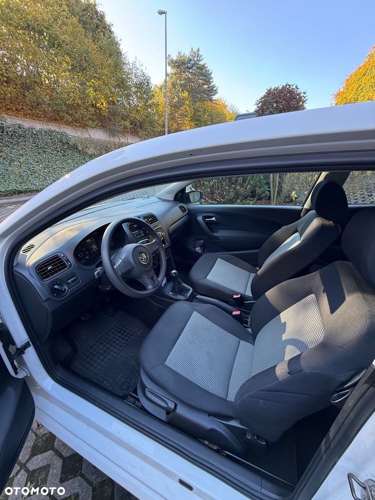 Volkswagen Polo - 8