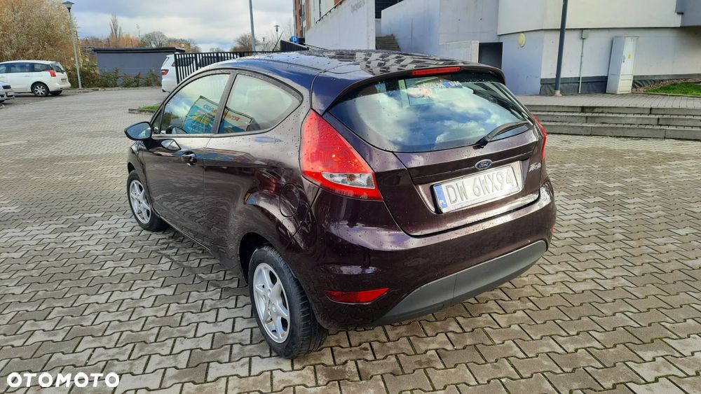 Ford Fiesta - 2
