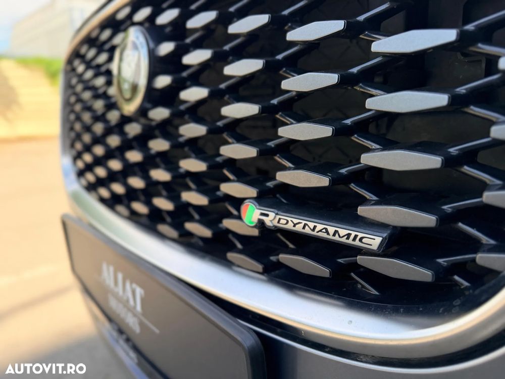Jaguar F-Pace D200 AWD R-Dynamic SE - 20