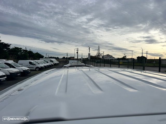 Peugeot PARTNER LONGA 3 LUGARES - 8