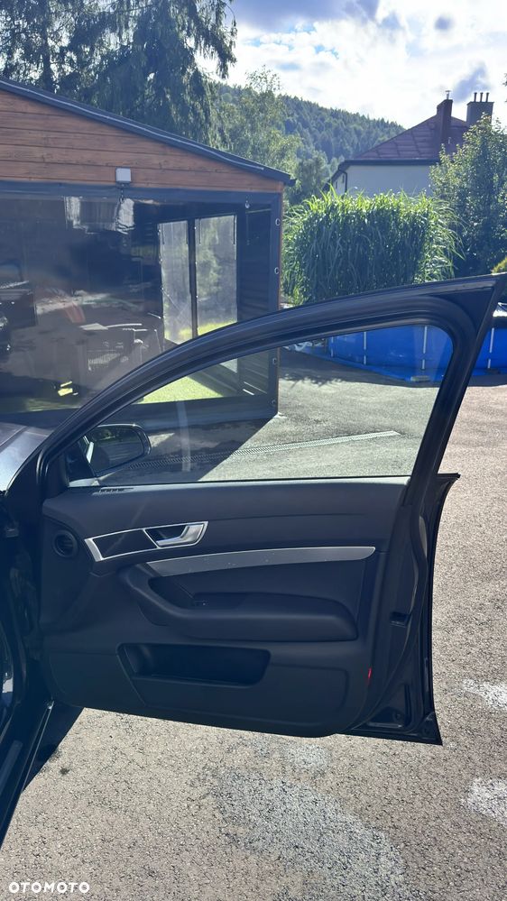 Audi A6 Avant 3.0 TDI DPF quattro tiptronic - 28