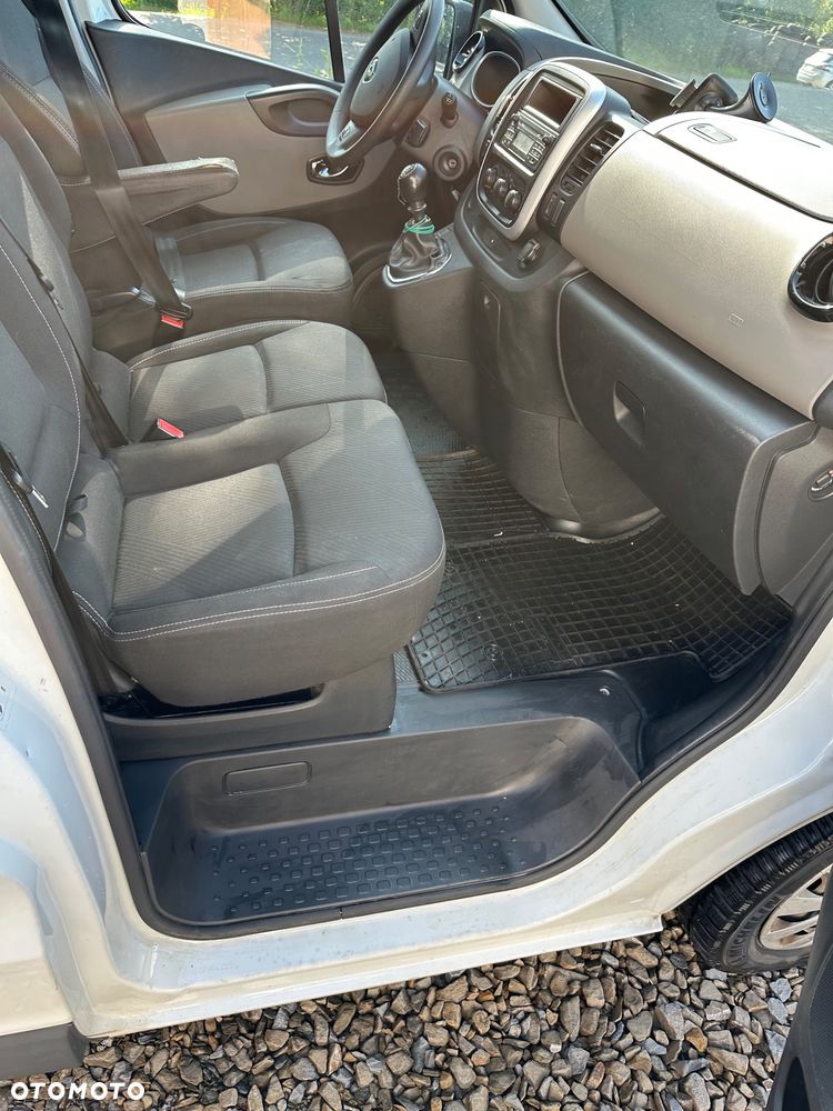 Renault Trafic - 10