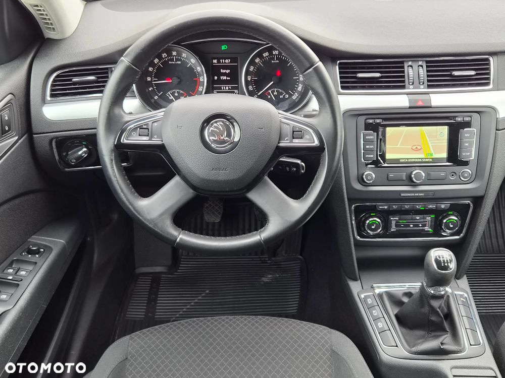 Skoda Superb 2.0 TDI Ambition - 6