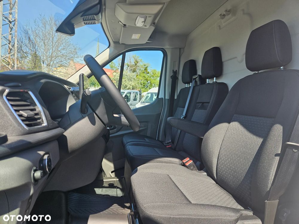 Ford Transit - 8