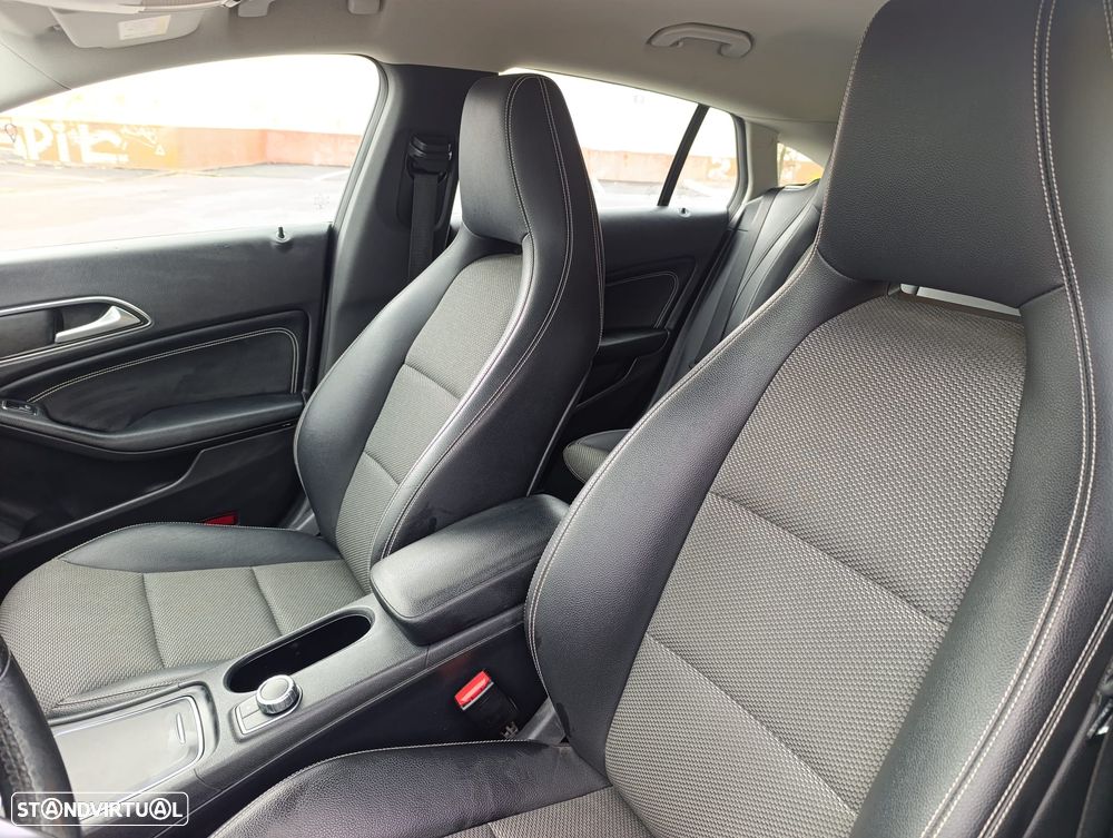 Mercedes-Benz CLA 180 d 7G-DCT Urban - 18