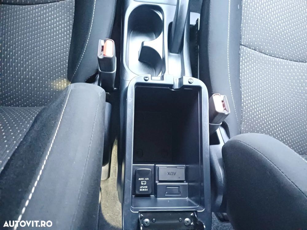 Mitsubishi ASX 1.8L DID 4WD Invite A12 - 19