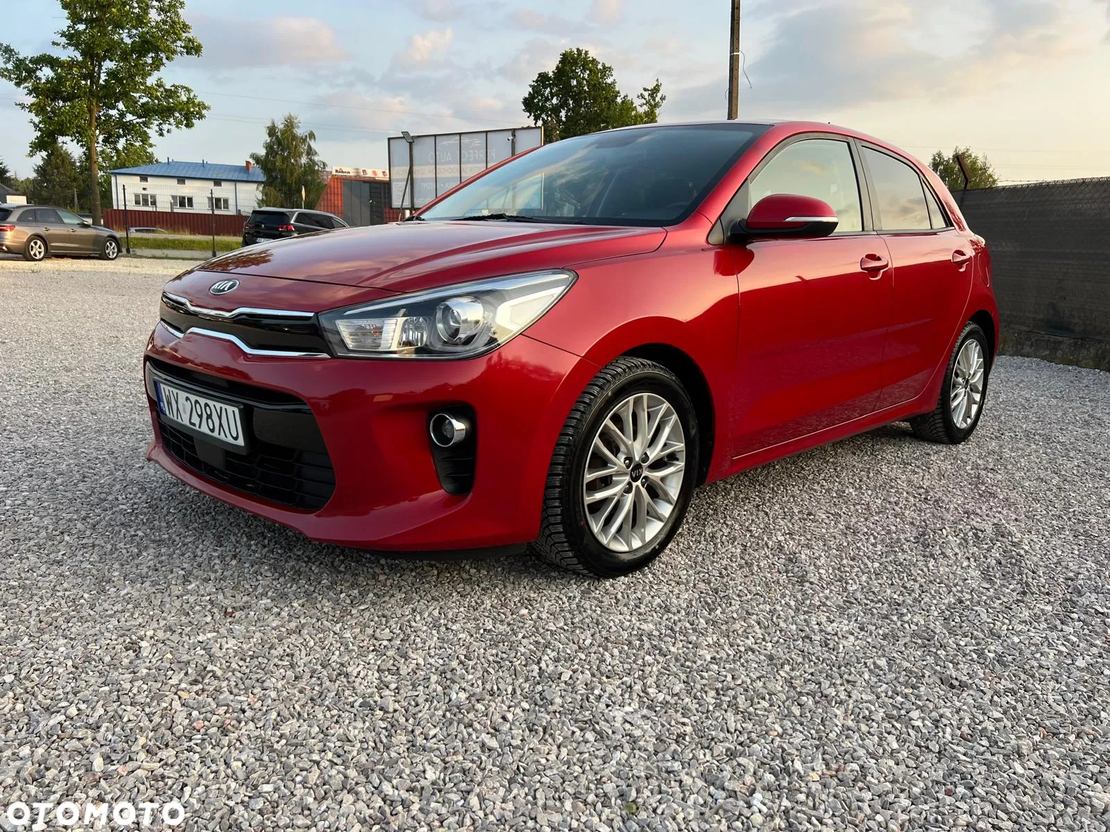 Kia Rio 1.4 L - 5