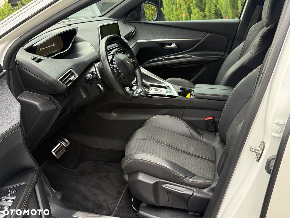 Peugeot 3008 - 11
