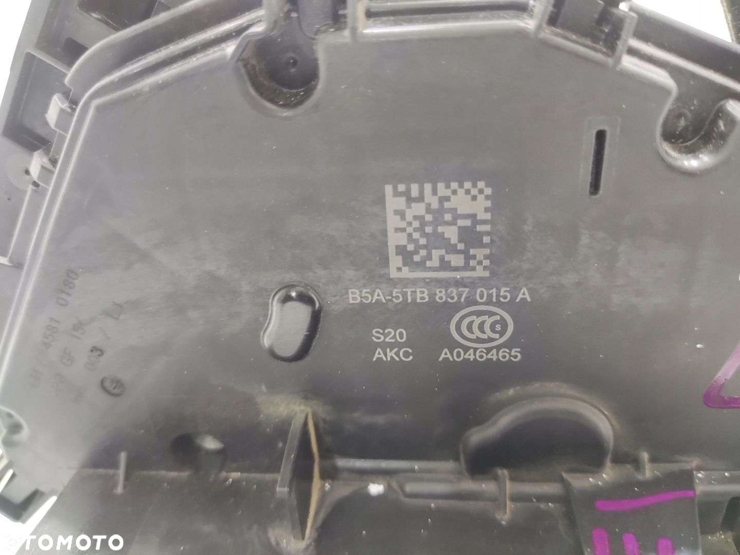 ZAMEK DRZWI LEWY PRZÓD PRZEDNI SKODA FABIA III 6V 5TB837015A 2014-2018 - 4