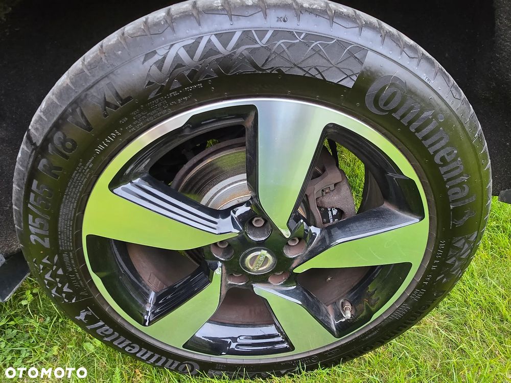 Nissan Qashqai 1.6 DCi N-Connecta Xtronic - 28