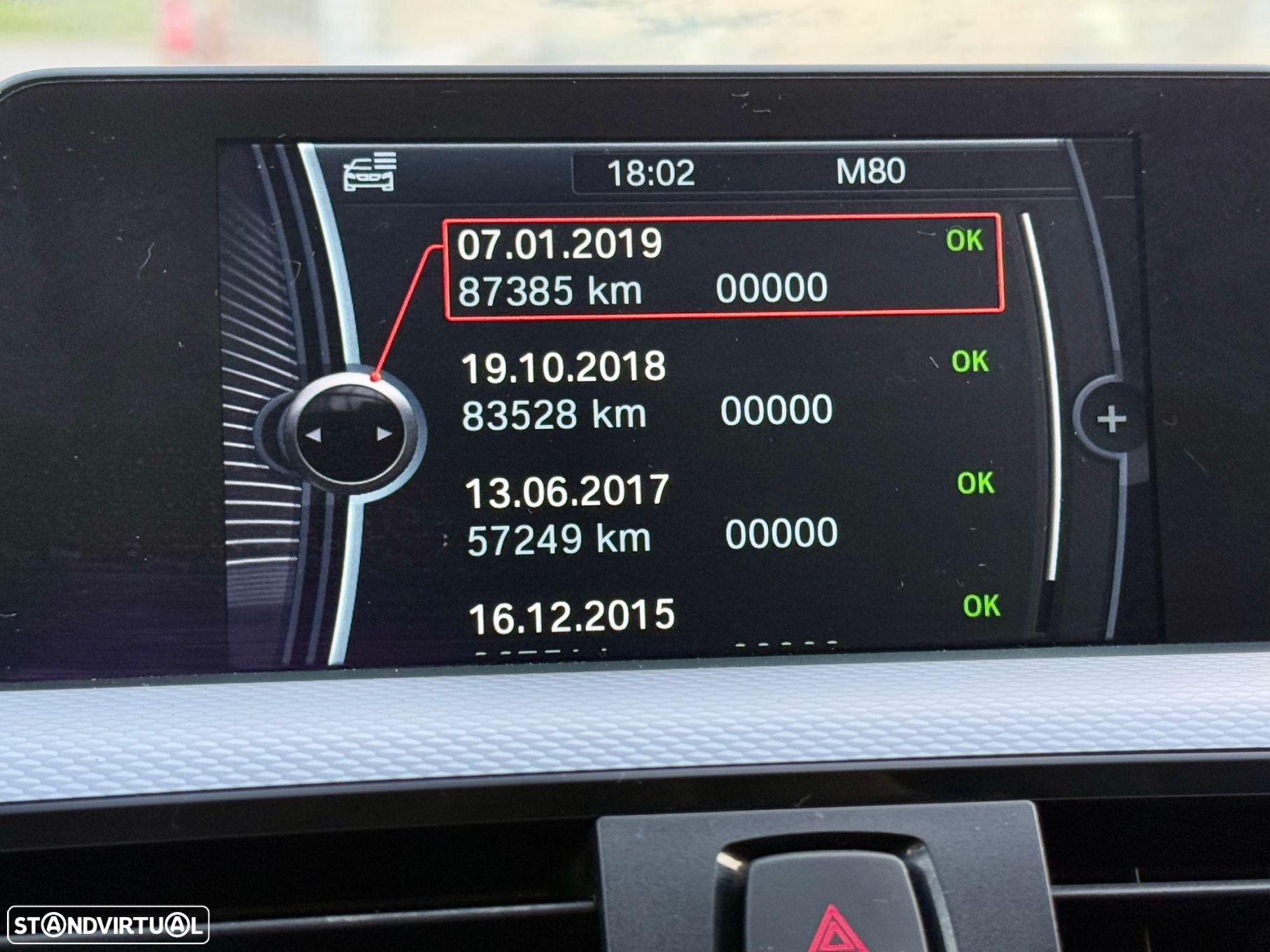 BMW 318 d Touring xDrive Pack M - 27