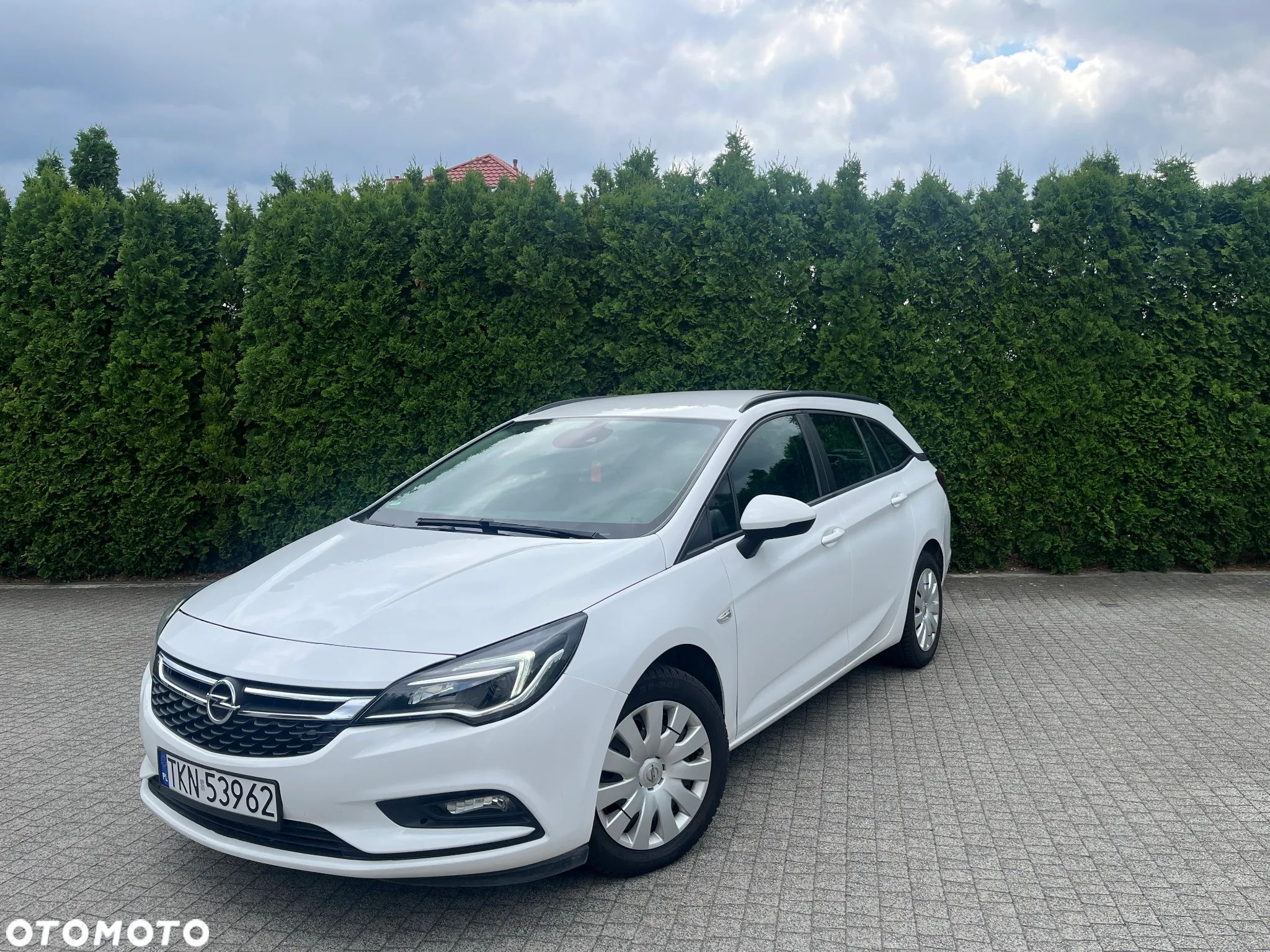 Opel Astra V 1.6 CDTI Enjoy - 1