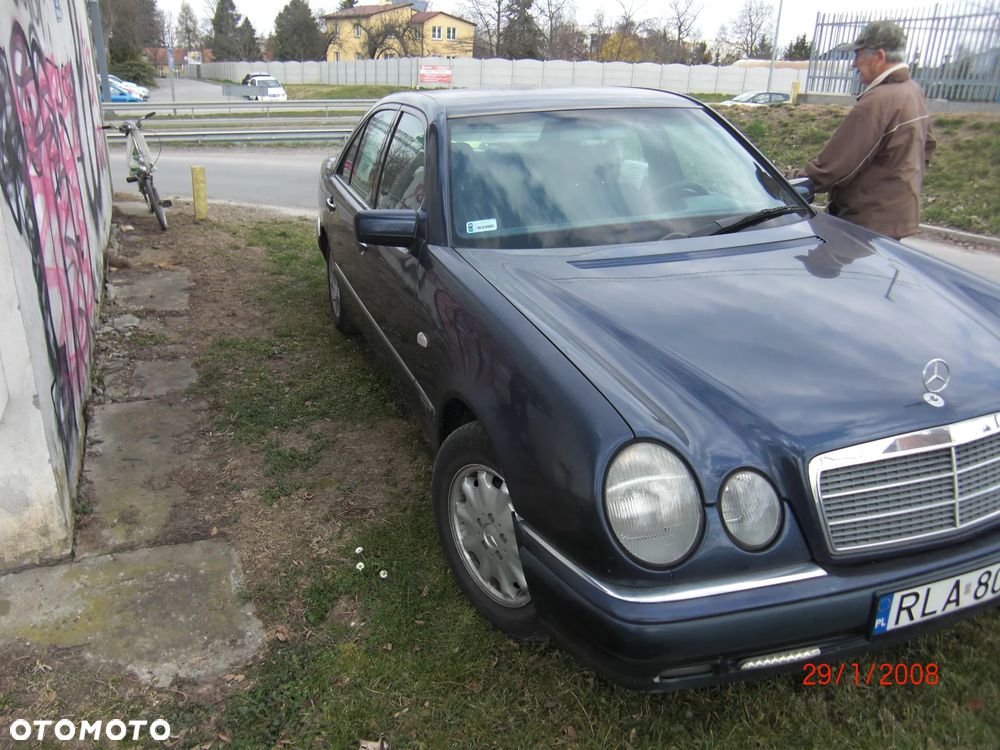 Mercedes-Benz Klasa E - 5