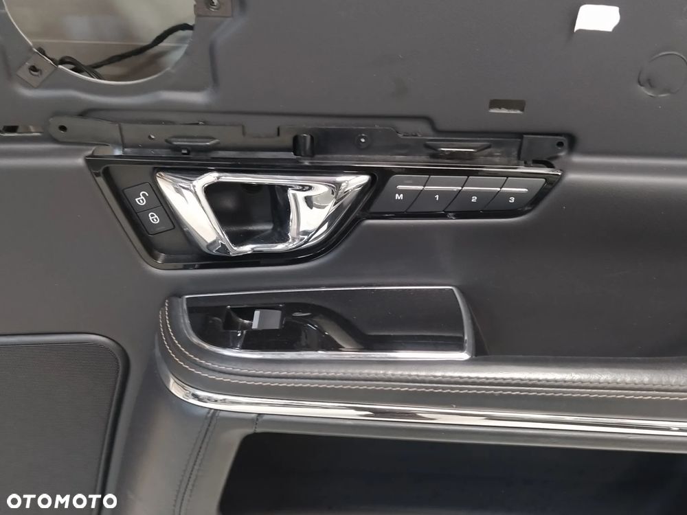 JAGUAR XJ XJR X351 FOTELE LEWA PRAWA PRZÓD PRZEDNIE KANAPA TYŁ TYLNA PODGRZEWANE WENTYLOWANE ELEKTRYCZNE PAMIĘĆ BOCZKI DRZWI KOMPLET ZNACZEK R ORYGINAŁ - 29
